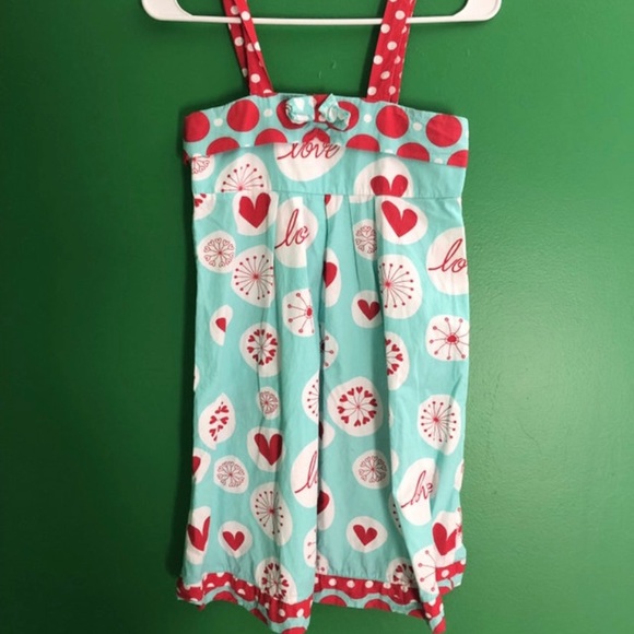 Jelly the pug Valentine’s heart dress - Picture 3 of 3